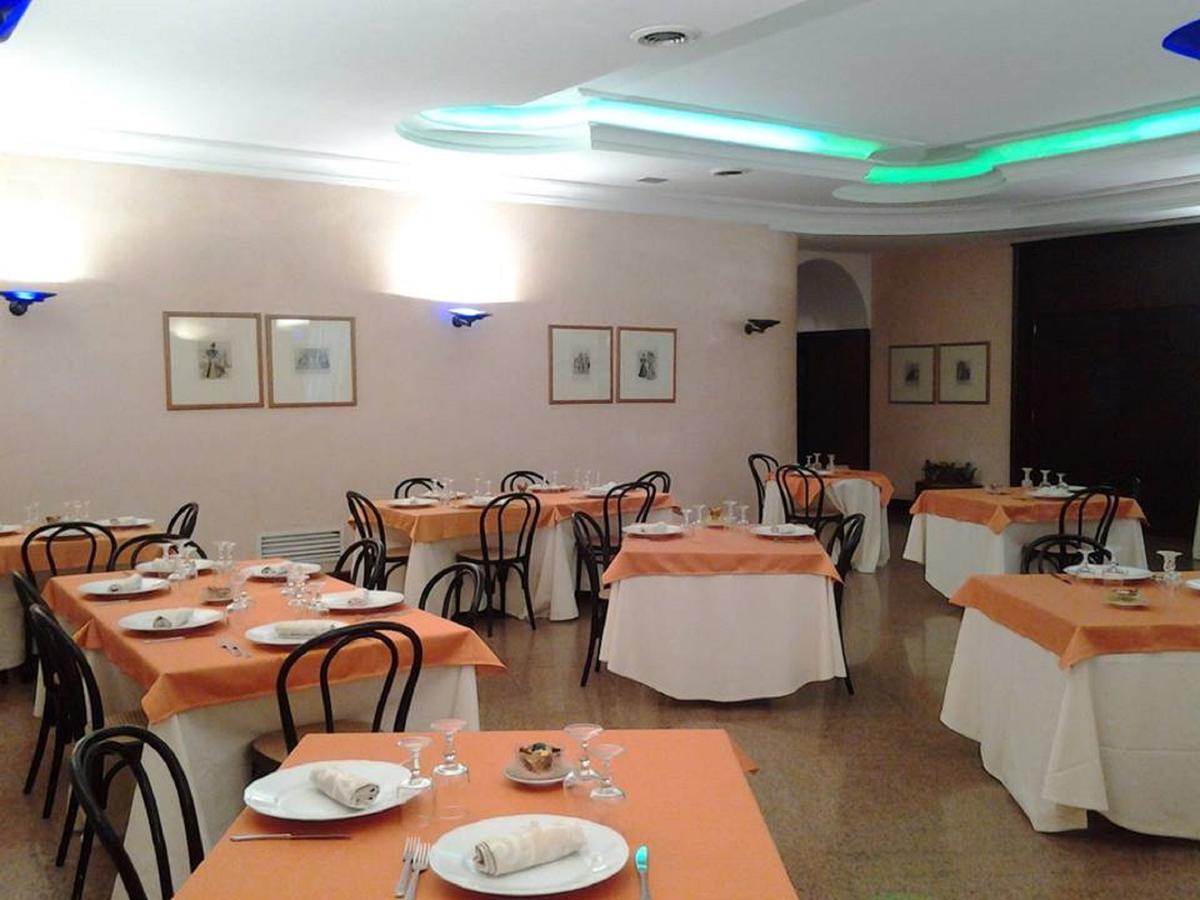 Hotel De La Ville & Centro Congressi Benevento Dış mekan fotoğraf