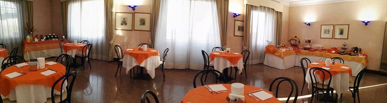 Hotel De La Ville & Centro Congressi Benevento Dış mekan fotoğraf