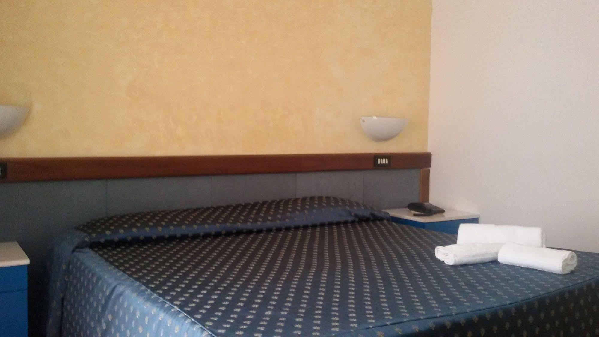 Hotel De La Ville & Centro Congressi Benevento Dış mekan fotoğraf